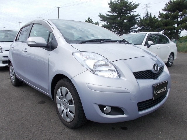 2010 TOYOTA VITZ
